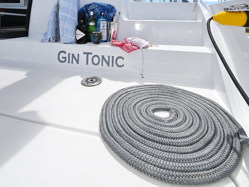 GIN TONIC