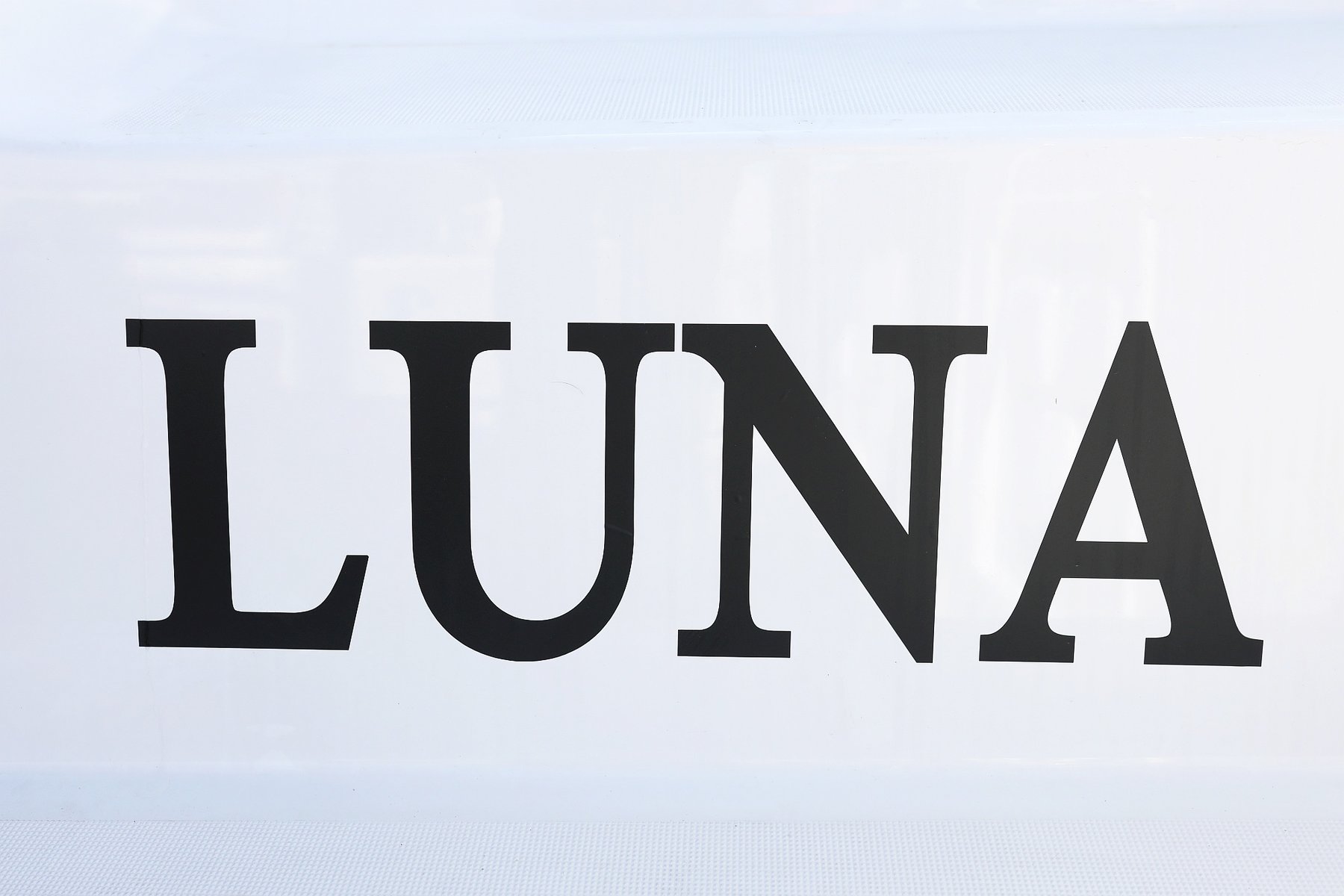LUNA 