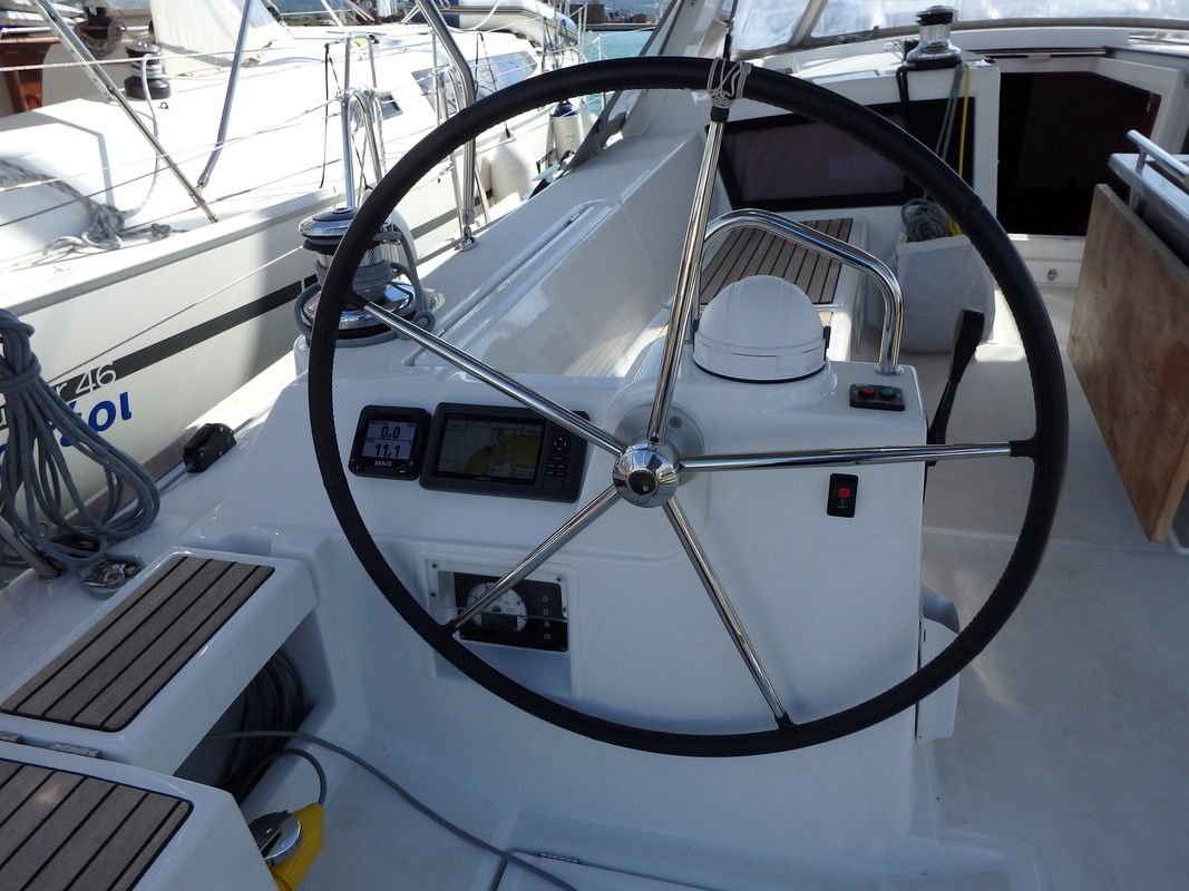 Oceanis 48