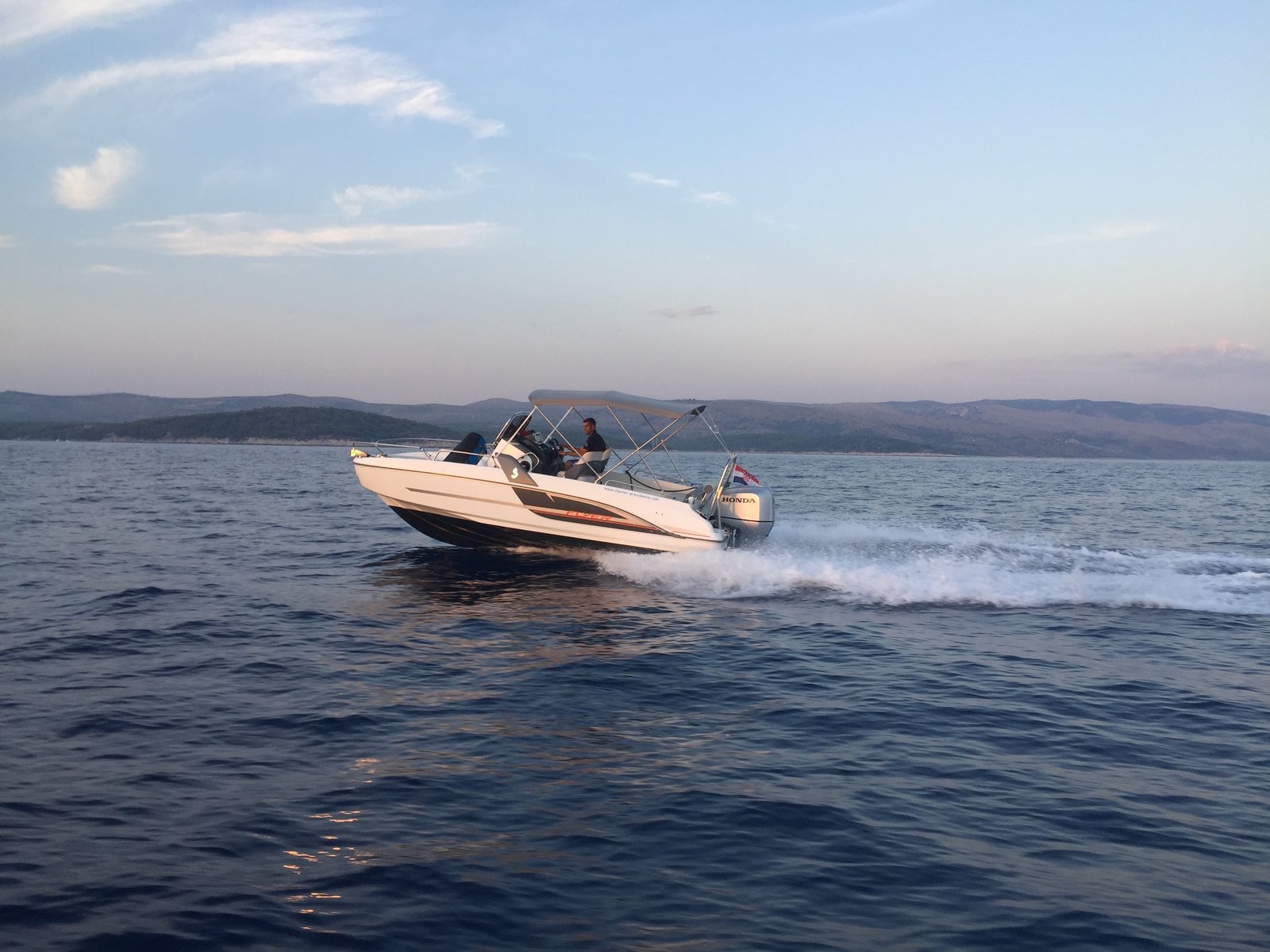 Beneteau Flyer 6 Space Deck