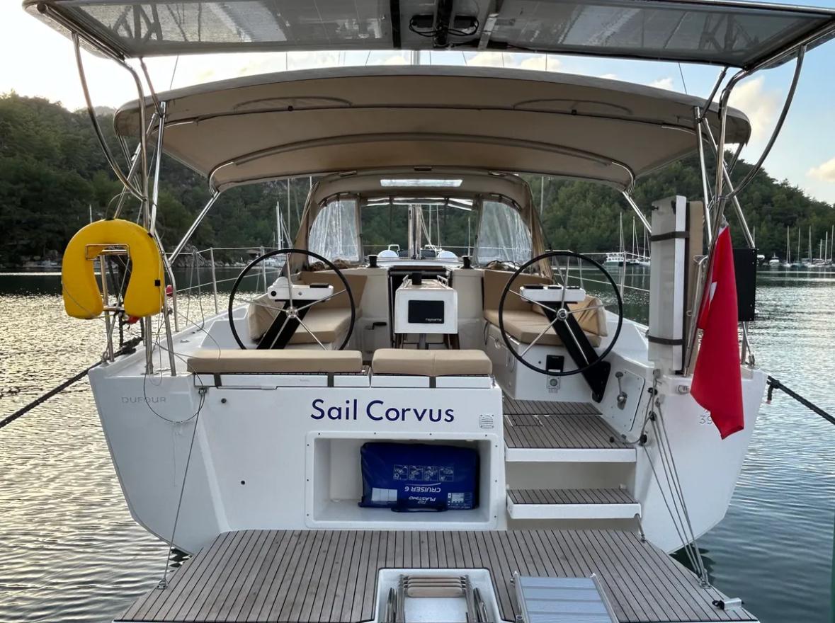 Sail Corvus