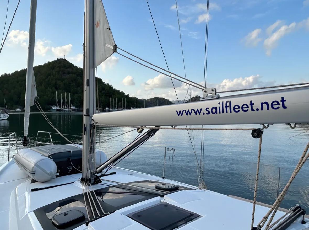 Sail Corvus