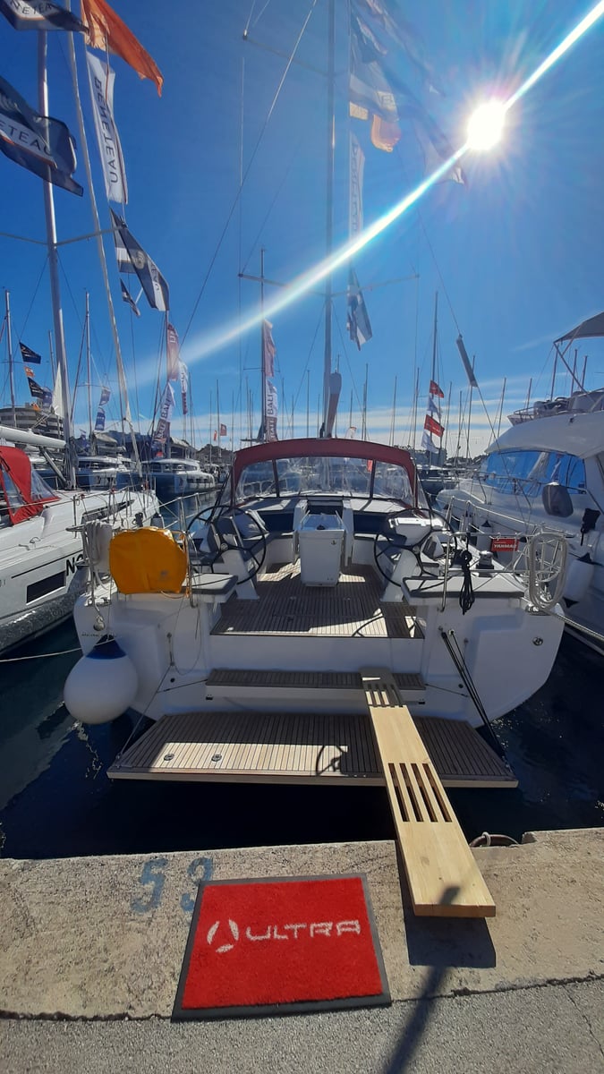 NAUTI BUOY