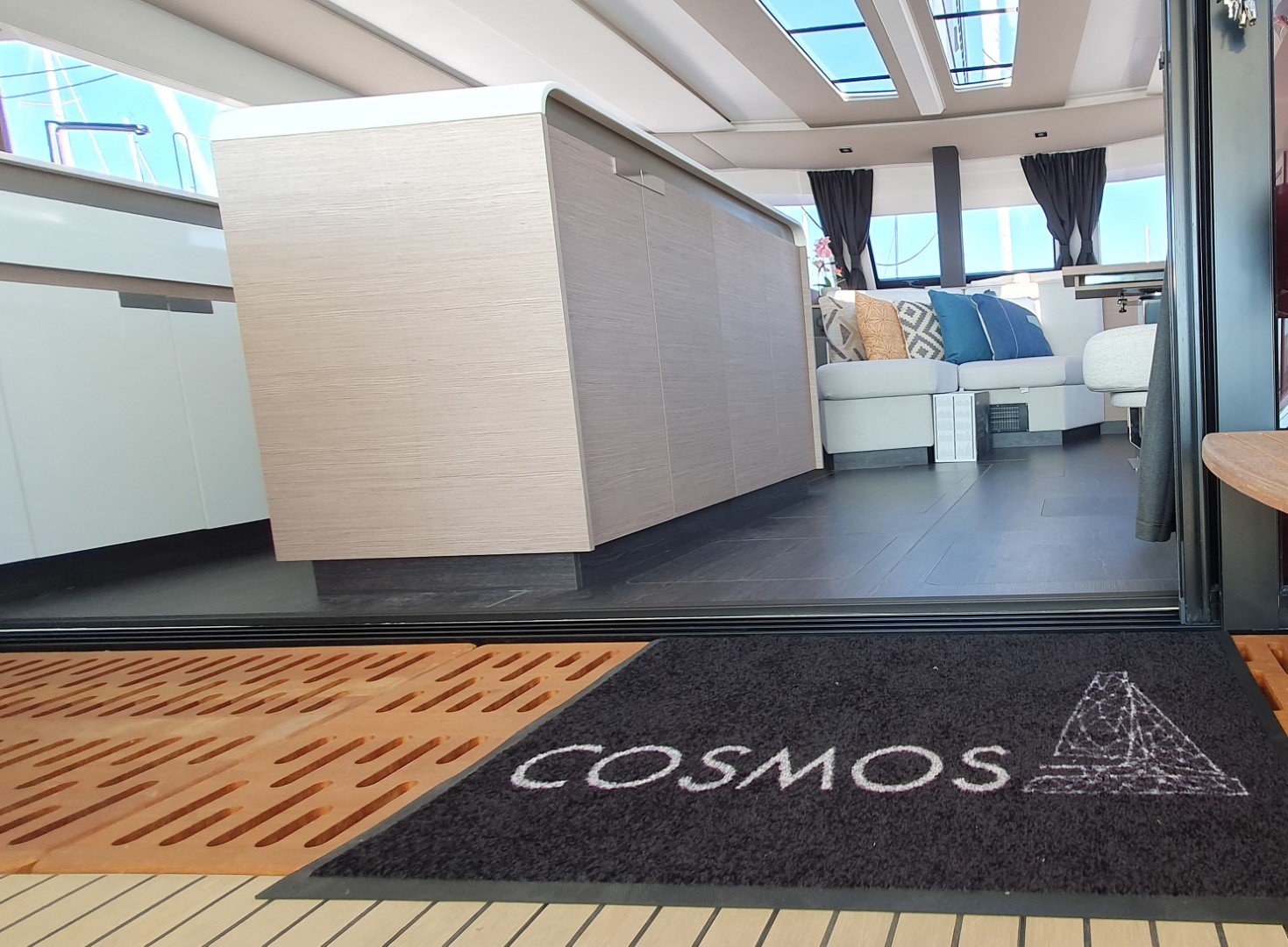 COSMOS