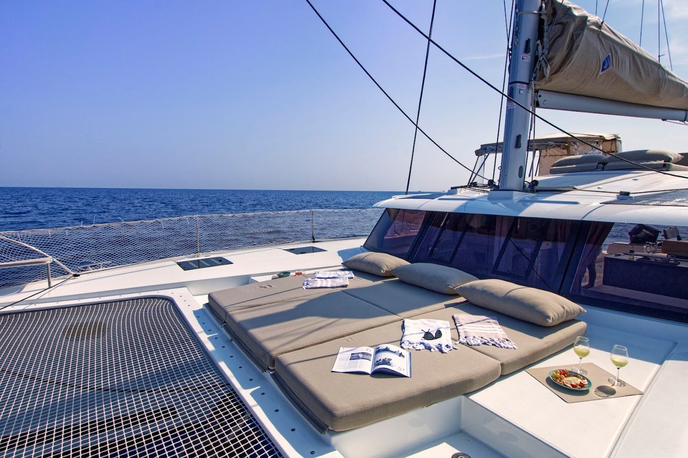 Helidoni - Skippered