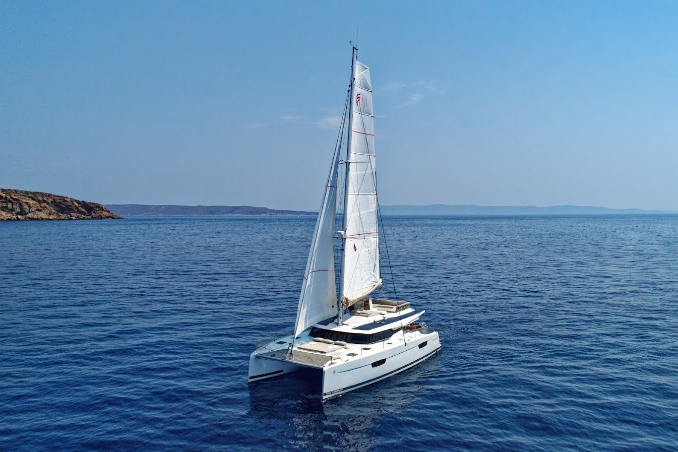 Helidoni - Skippered