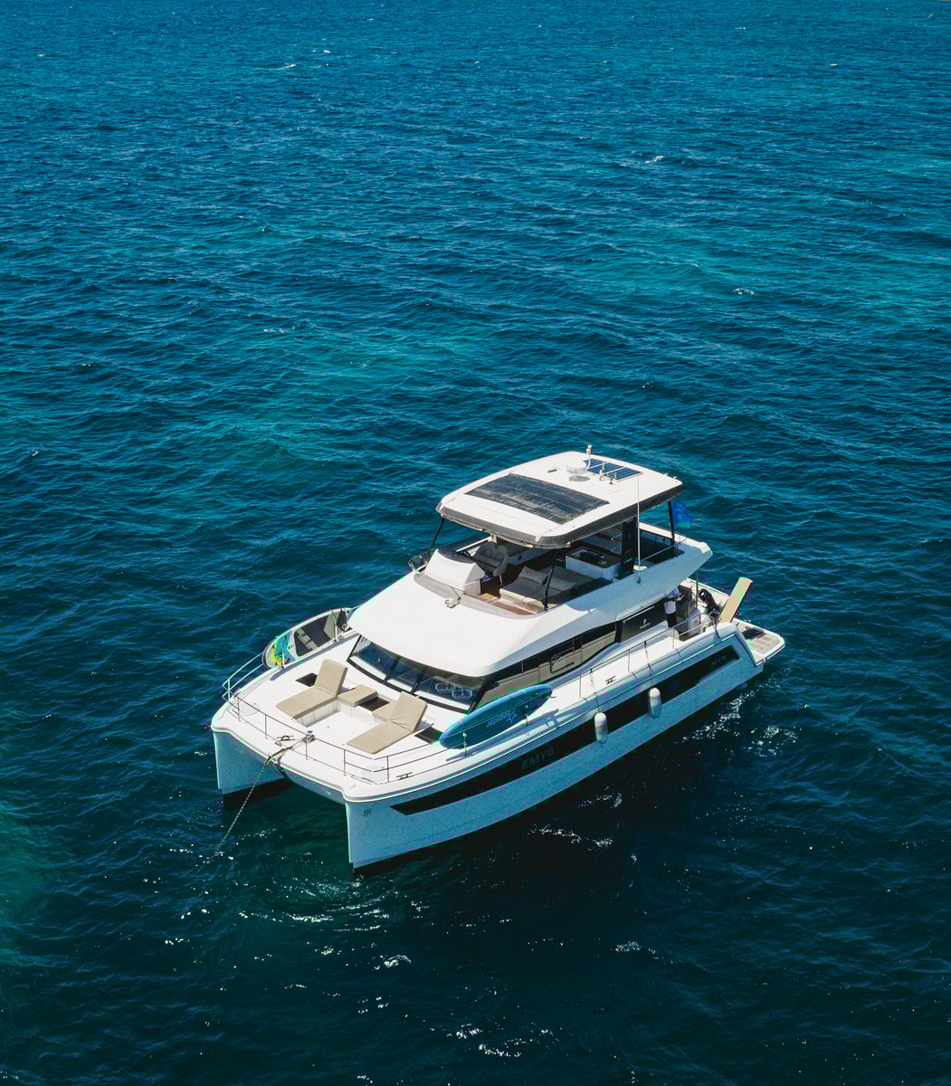 EMY6 - Skippered