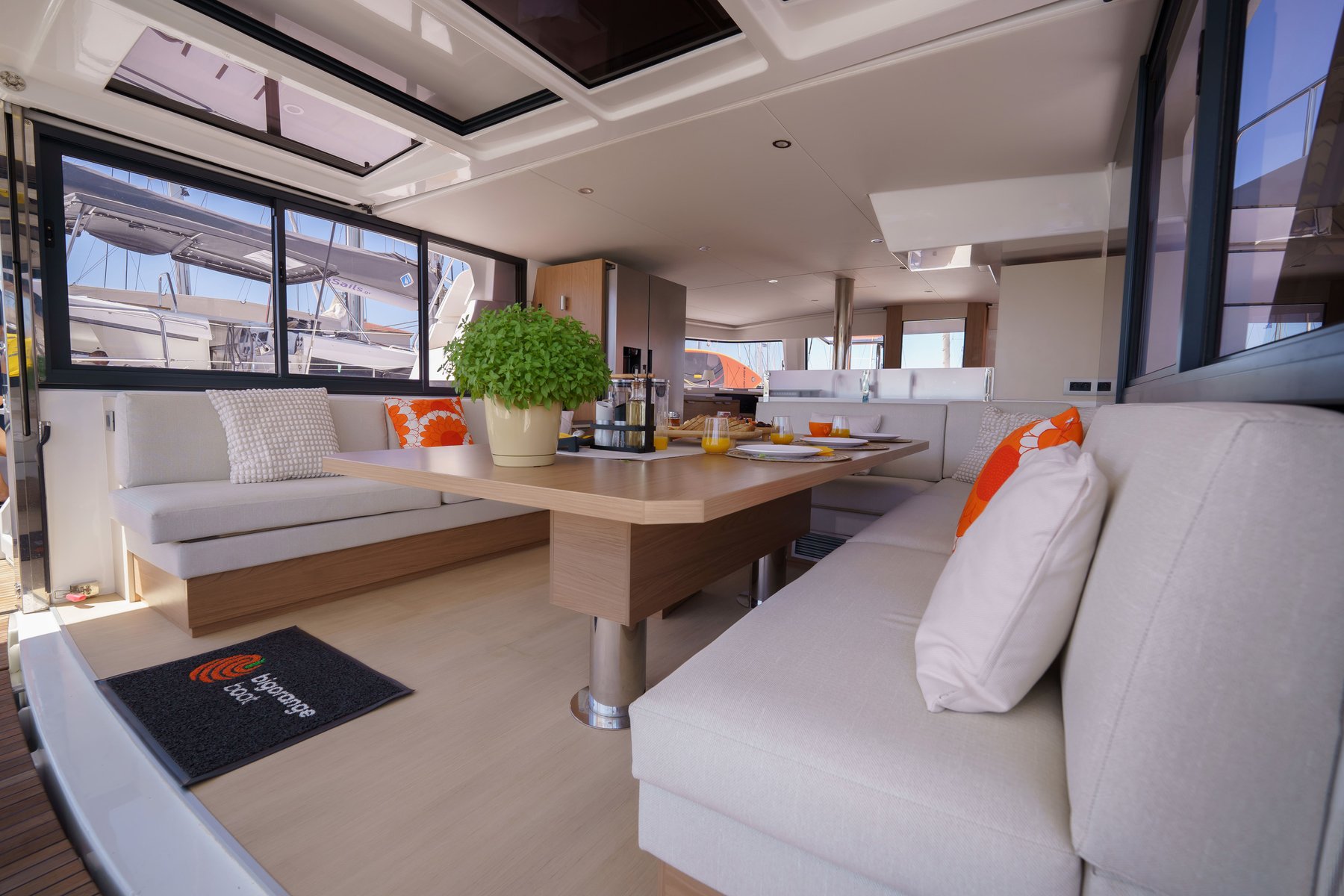 The Big Orange Boat 