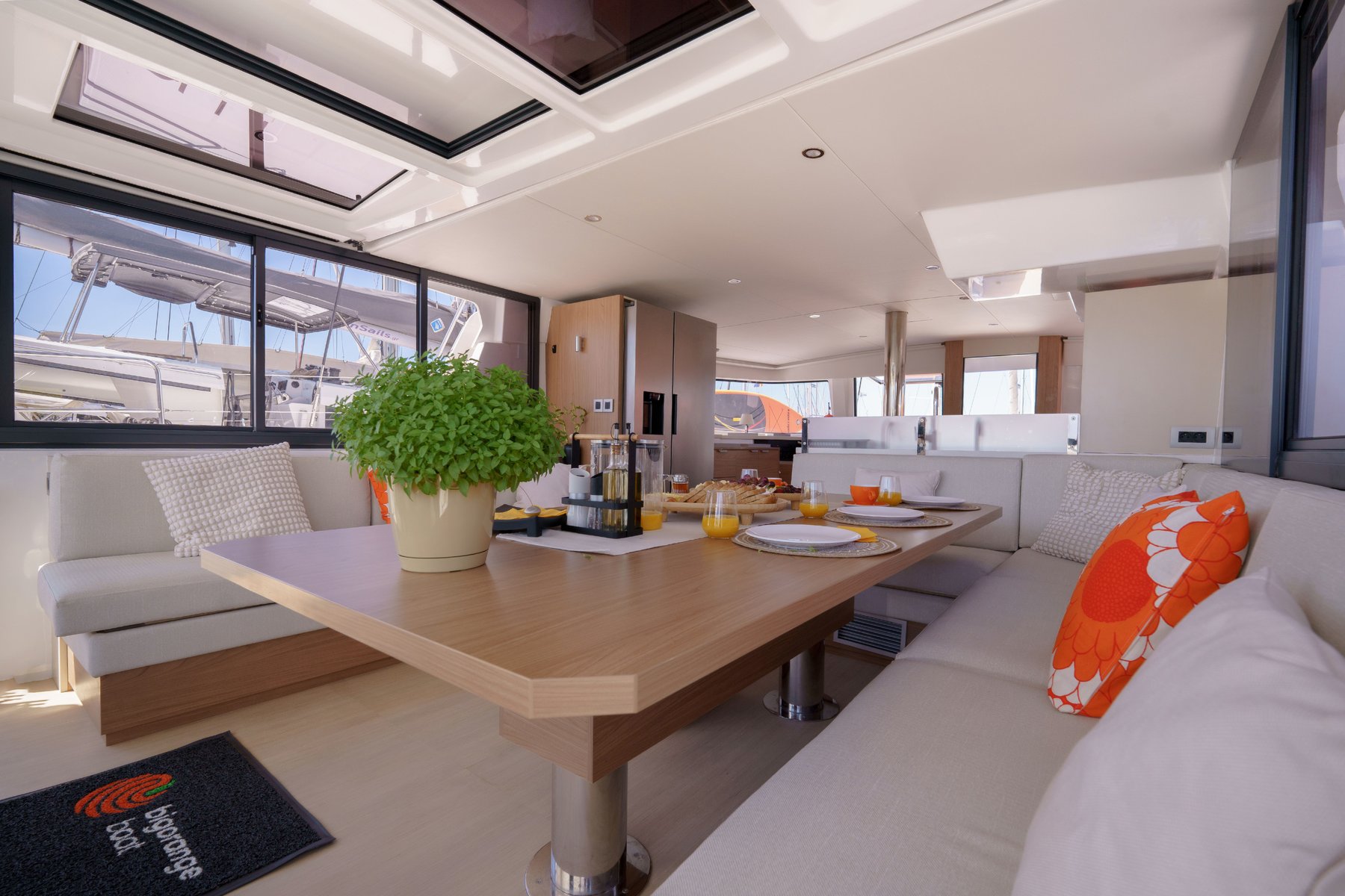 The Big Orange Boat 