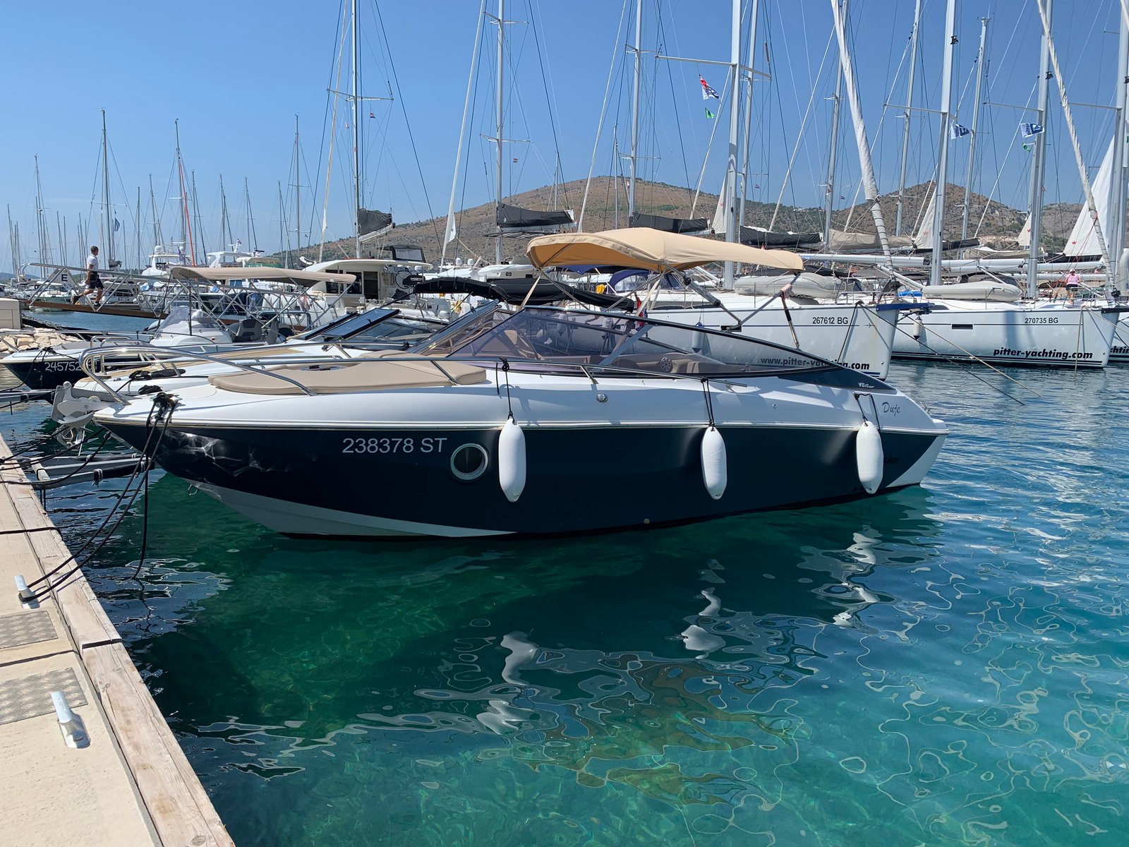 Sessa S26