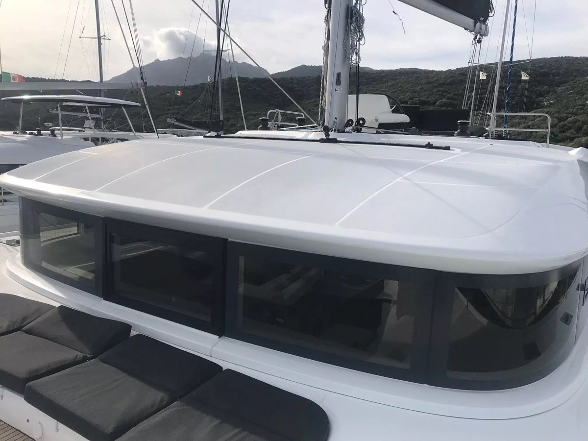 Baten Kaitos II  (A/C, WM, Generator, Tender Lift, Inverter)