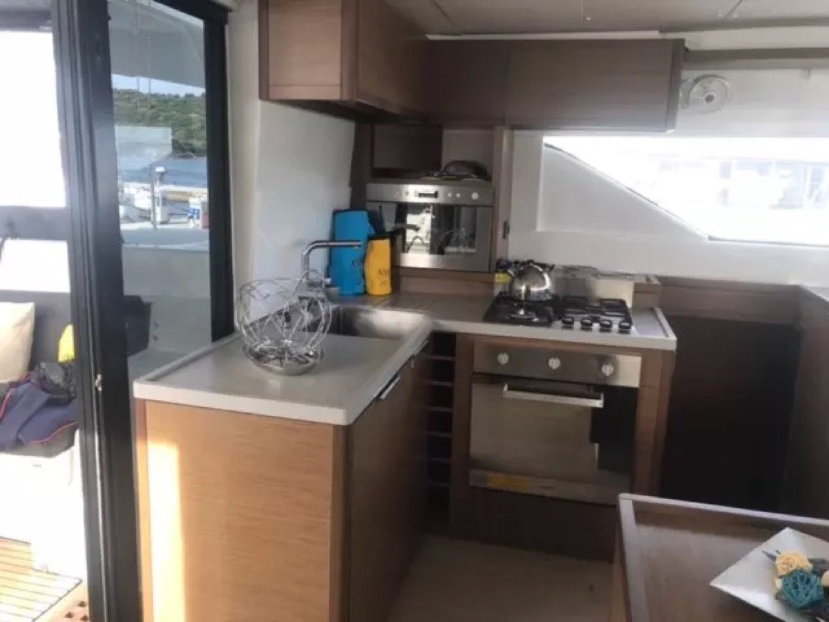 Baten Kaitos II  (A/C, WM, Generator, Tender Lift, Inverter)
