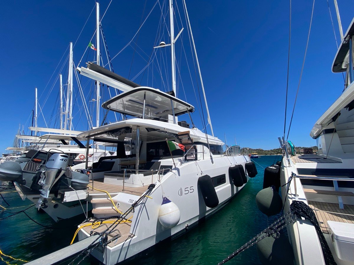 The Moon (SXM)