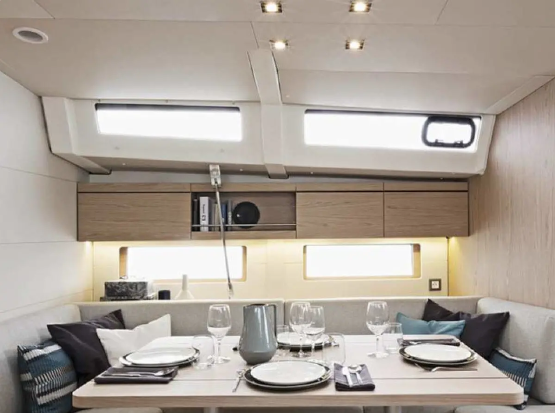 Oceanis 461/3/3 Premium
