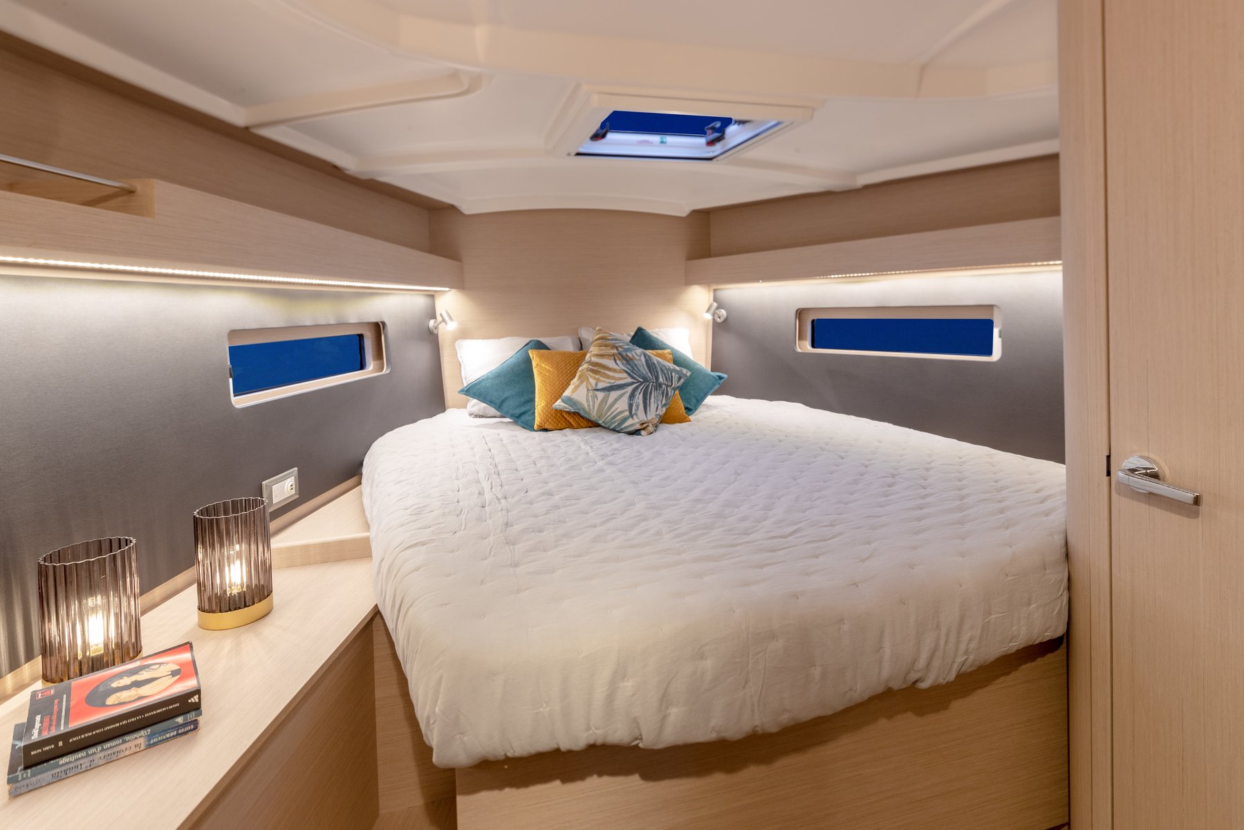 Sunsail 42 Premium