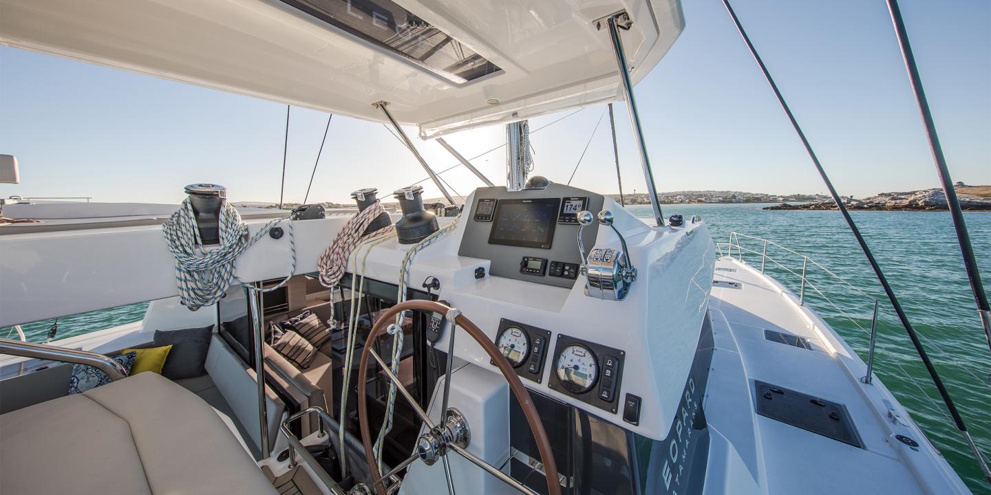 Moorings 5000-5 Exclusive