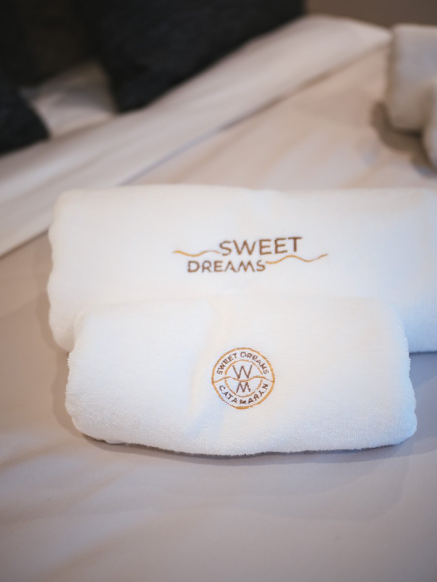 SWEET DREAMS
