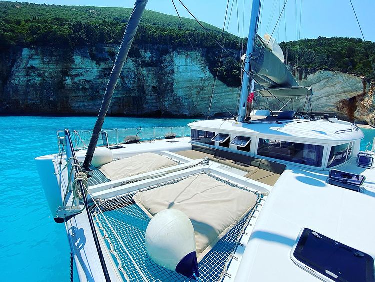 AEROPI  |⛵ VIP, Skippered Only, Watermaker, Generator, AC, BBQ