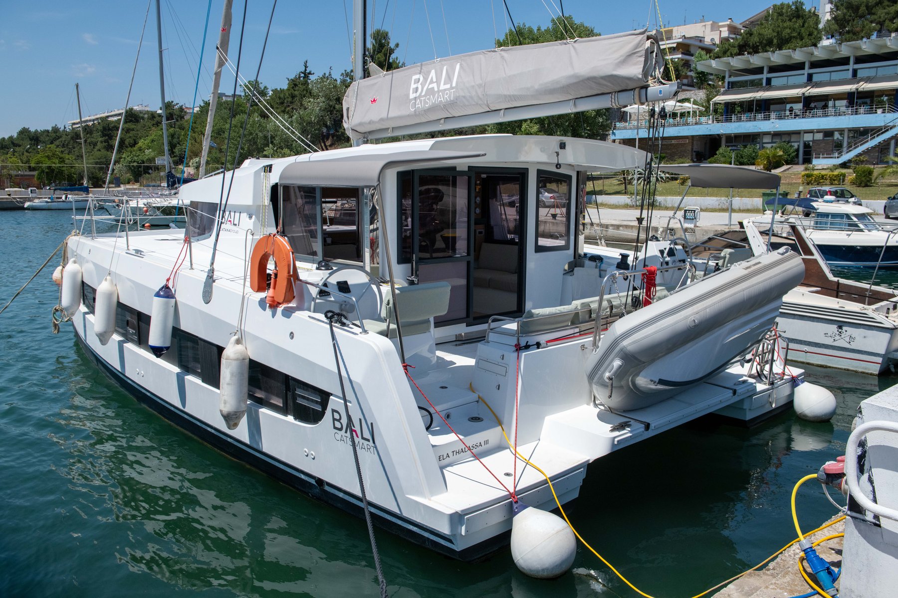 Ela Thalassa III