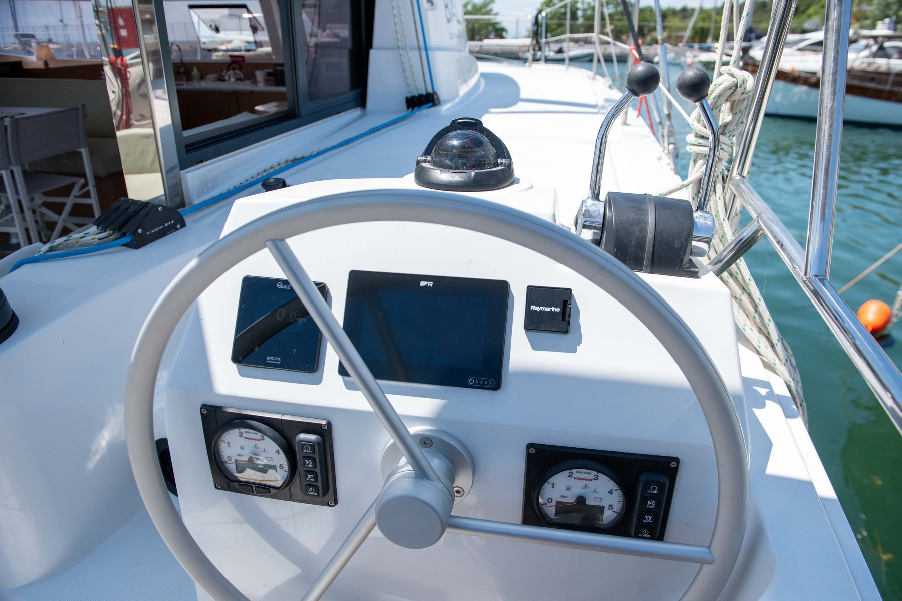 Ela Thalassa III