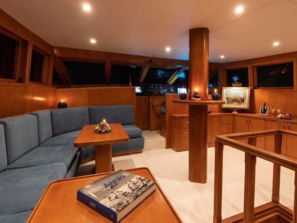 Twin cabin - Iris
