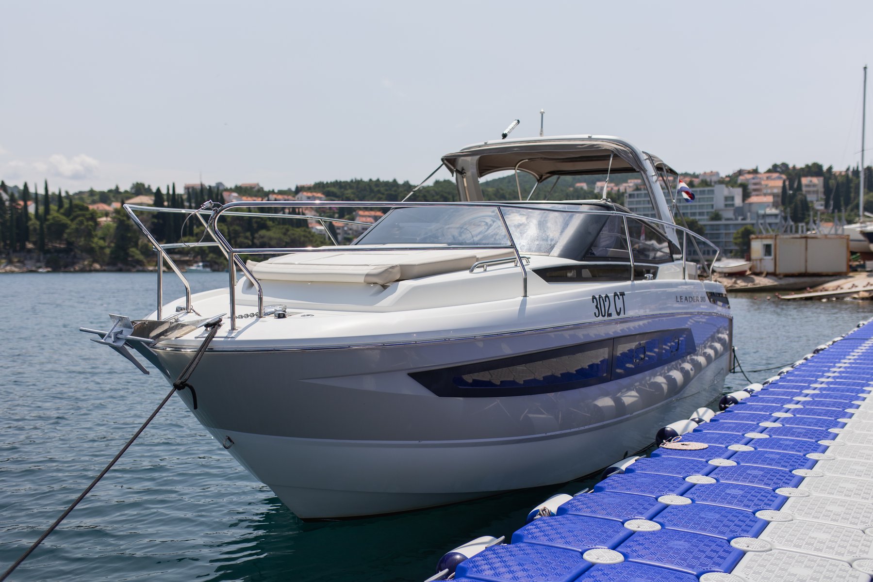 Leader 30