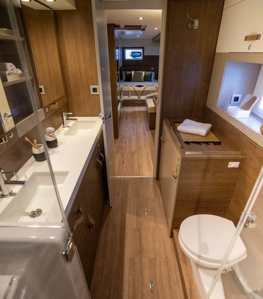 BLISS LUXURY CATAMARAN