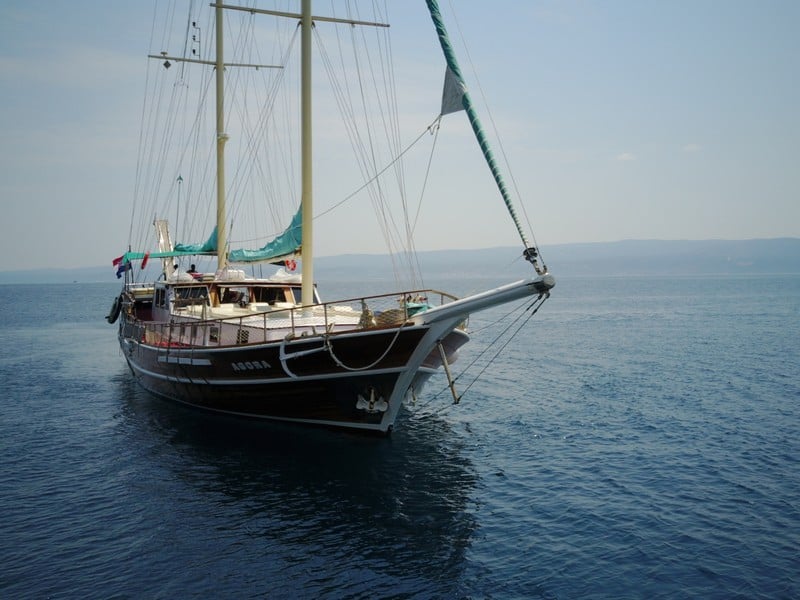 Agora