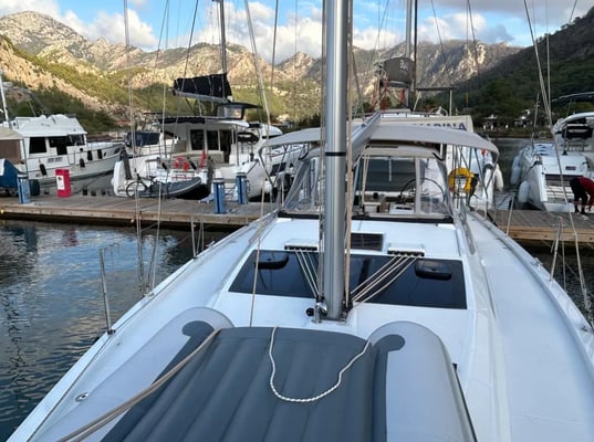 Sail Corvus
