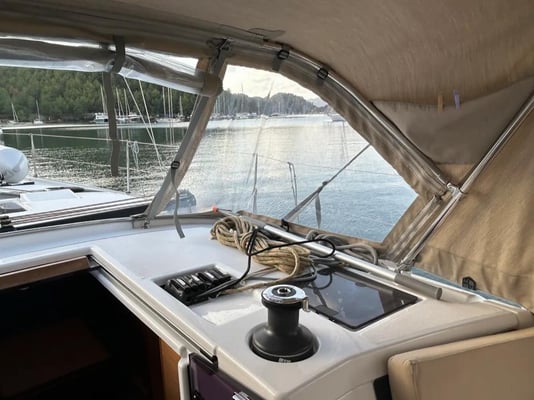 Sail Corvus