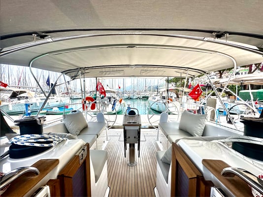 Sail Venus