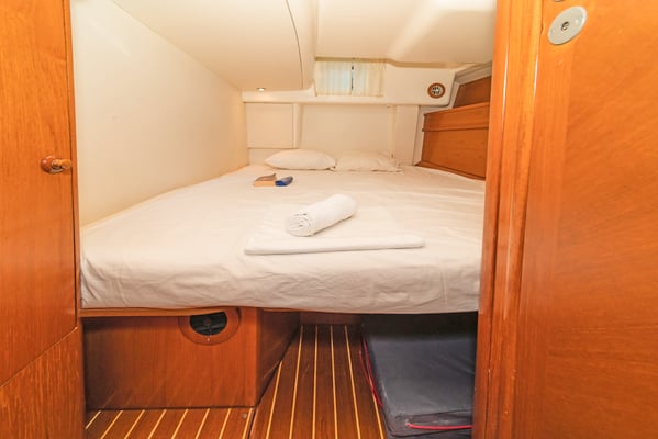 Veni  (ONLY SKIPPERED) 