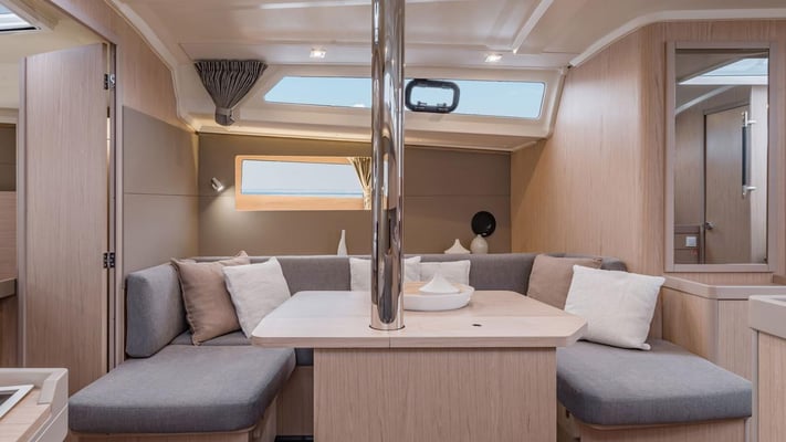 Sunsail 41.1 Classic