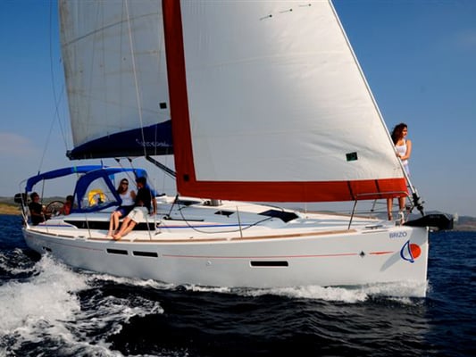 Sunsail 41 Classic