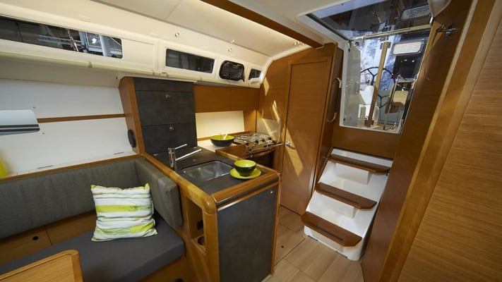 Sunsail 34- 2/1 Classic