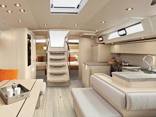 Sunsail 52.4 Premium