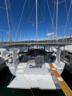 DANCE