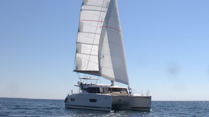 Luna Rossa II