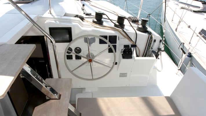 Luna Rossa II