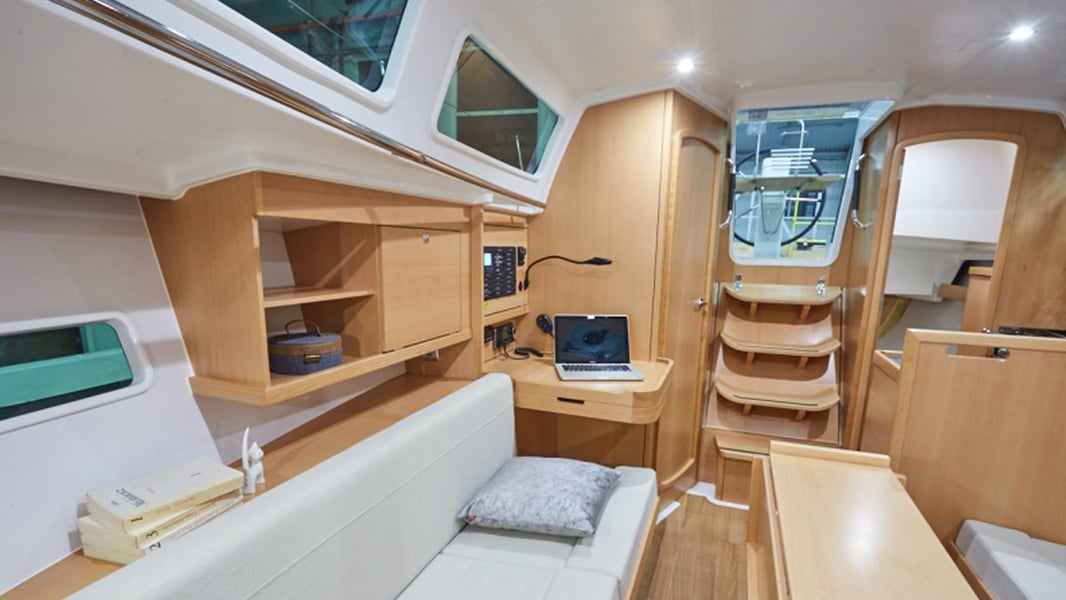 Sunsail Sun Odyssey 319 Classic