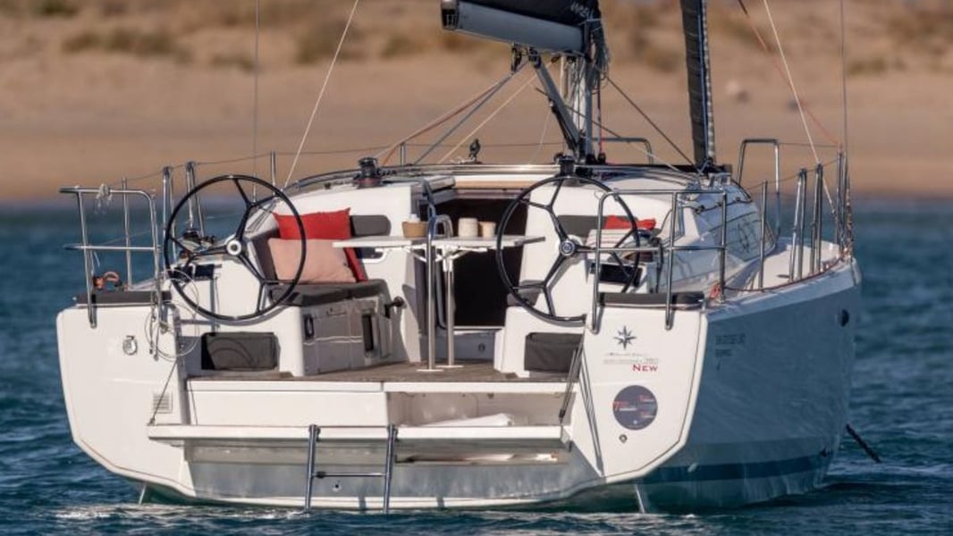 Sunsail 38.0 Premium