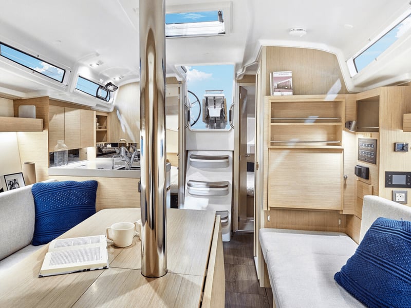 Oceanis 34.1 Premium