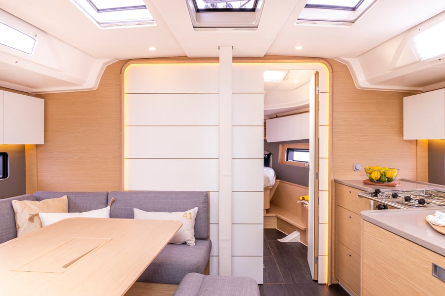 Sunsail 41.3 Premium Plus