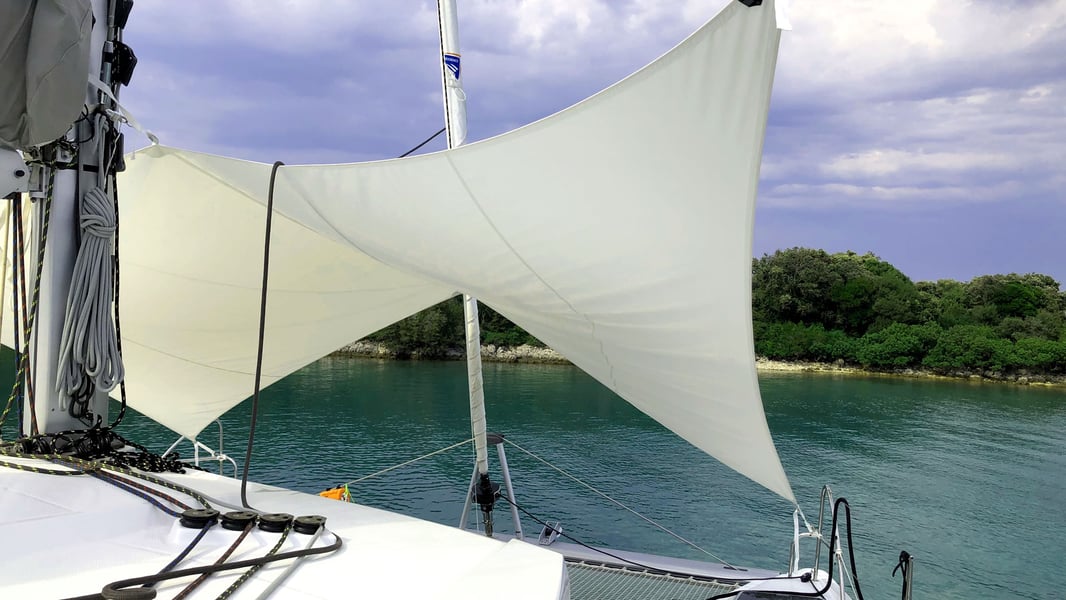 Luna Rossa II