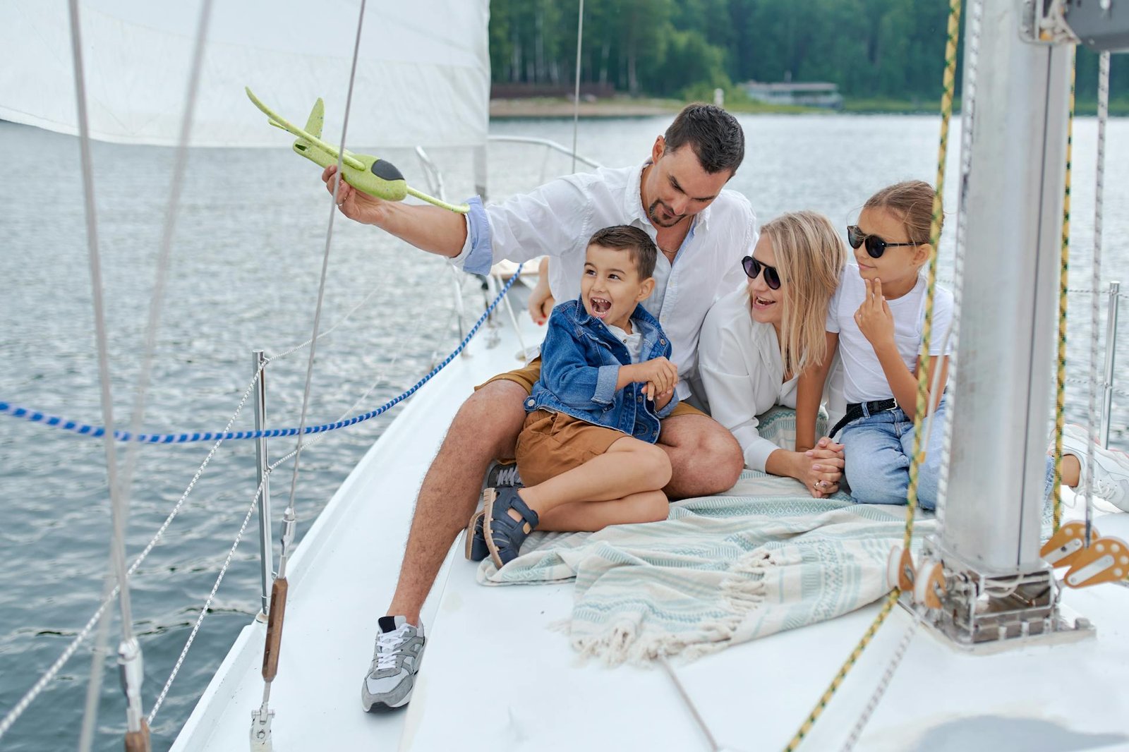 Yacht Charters for Families