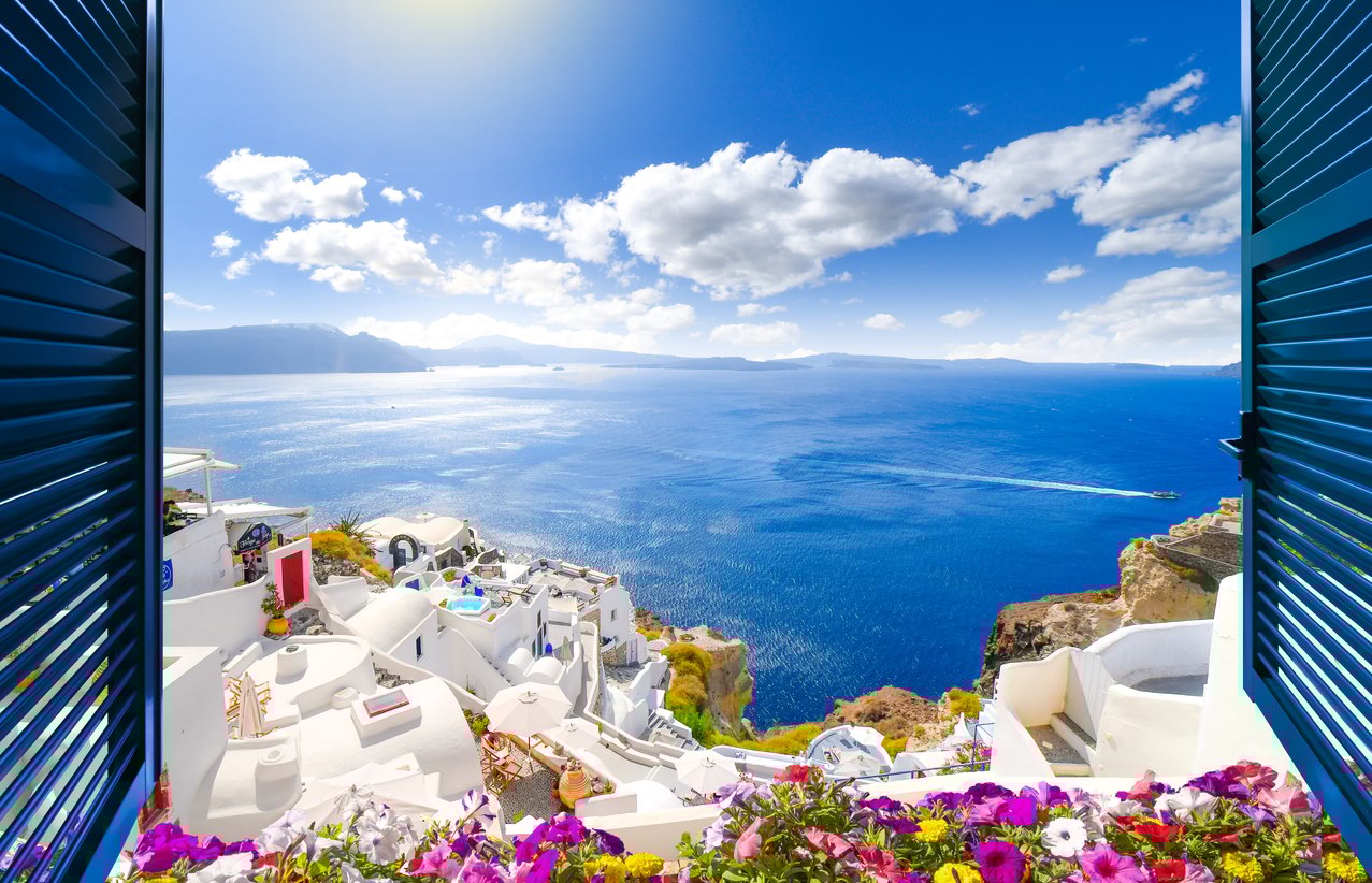 Santorini Travel Guide