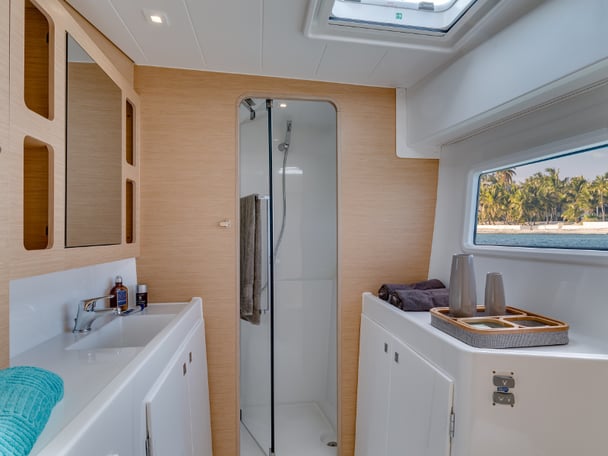 POSEIDON 2021 (air condition, generator)
