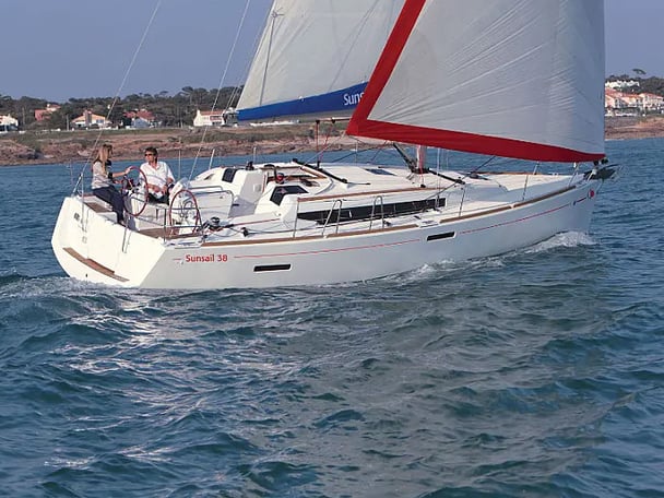 Sunsail 38 Classic