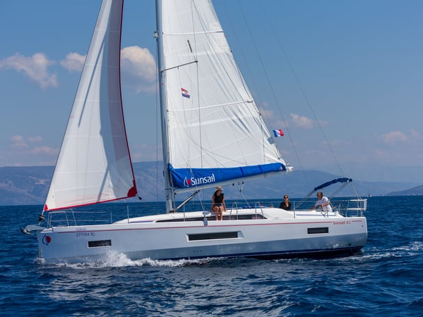 Sunsail 42 Premium