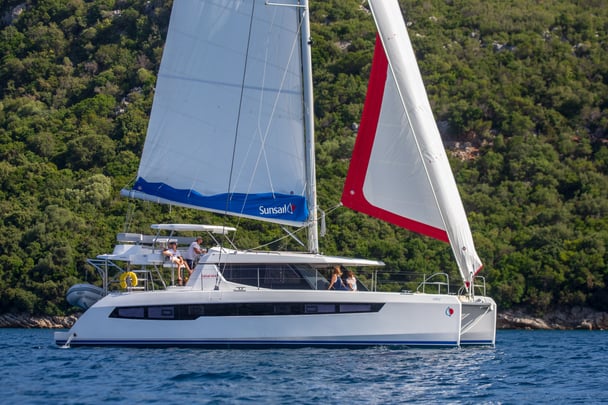 Sunsail 454L Premium